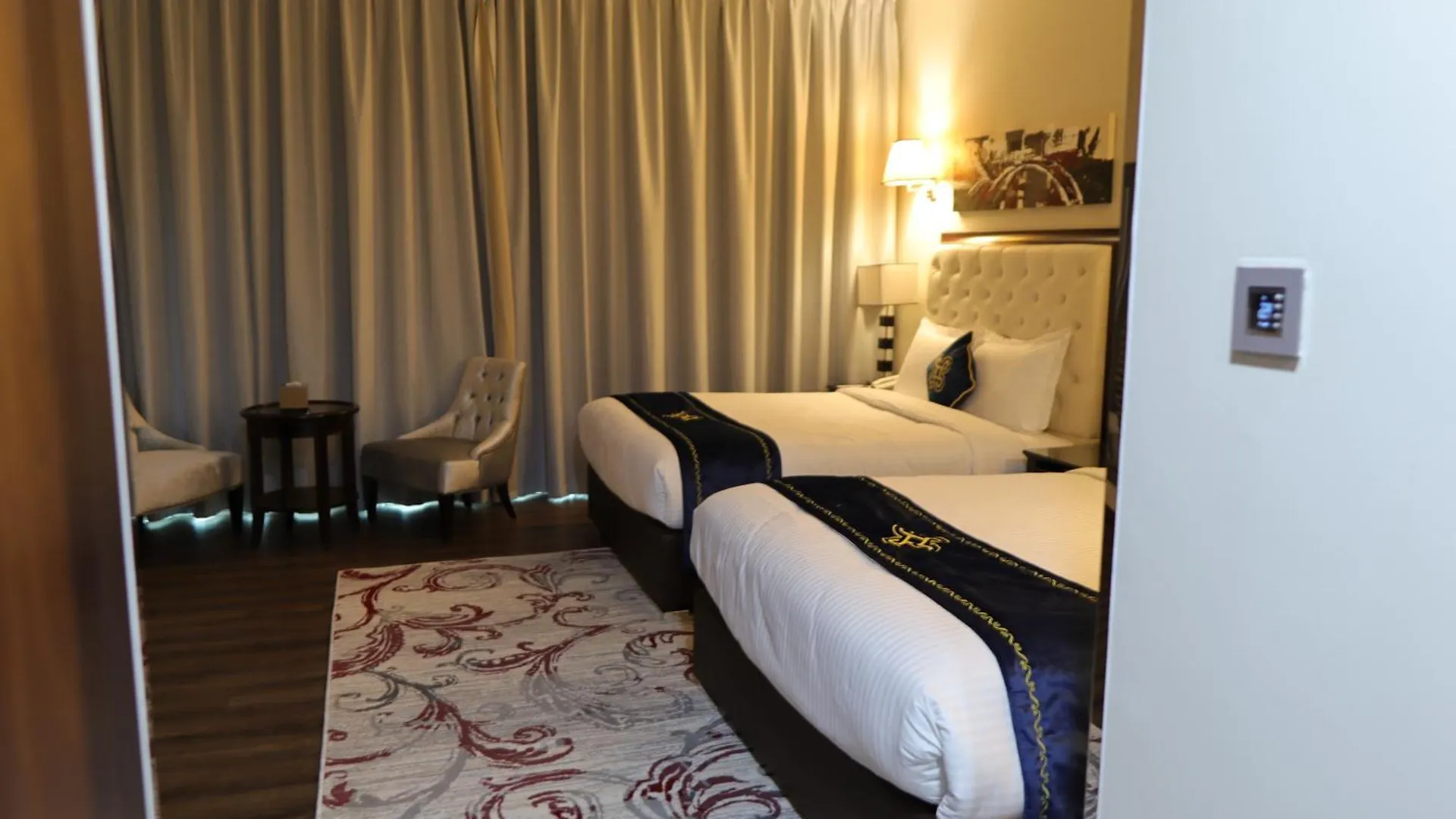 Seven Seas Hotel Dubai