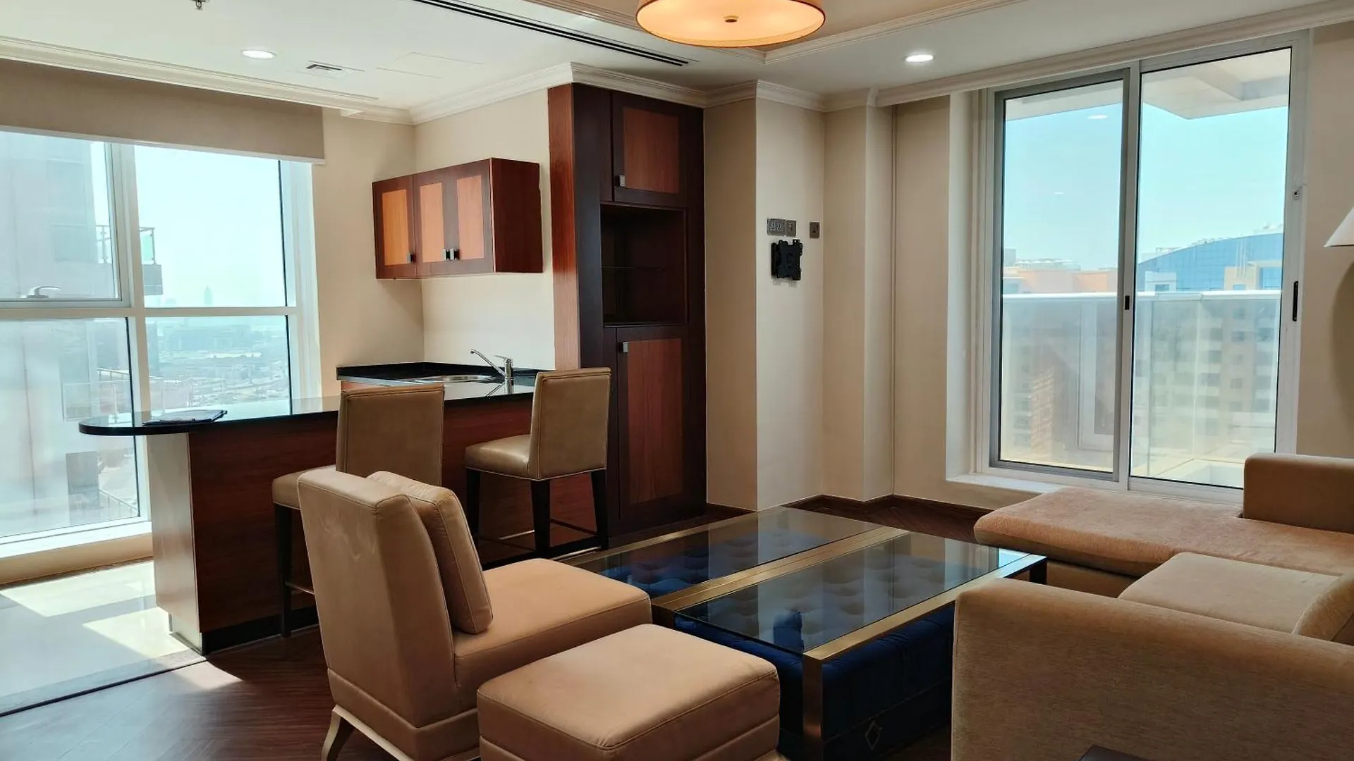 ****  Seven Seas Hotel Dubai United Arab Emirates